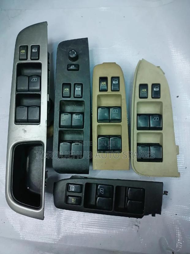 Nissan Tiida Power Window Switch
