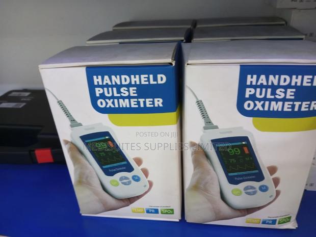 Handheld Pulse Oximeter.(Yonker) - main view