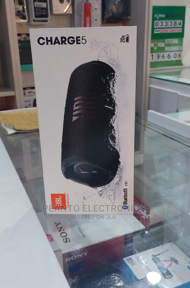 JBL Charge 5 Waterproof Portable Bluetooth Speaker - thumbnail 4