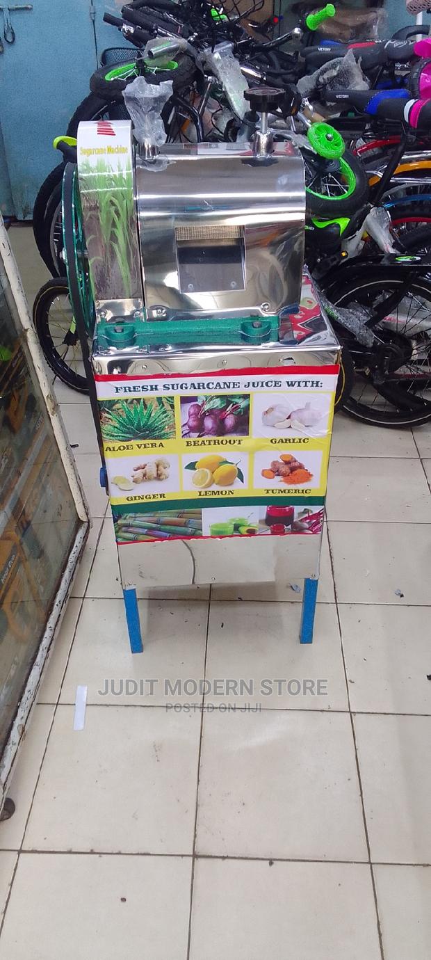 Sugarcane Juicer With 2hours Motor