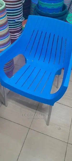 Plasti Chairs Metalic Tubing Legs