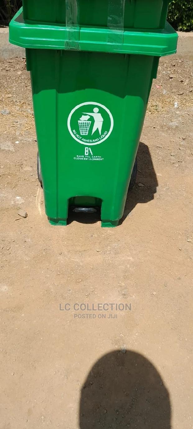 120l Gabage Bin - main view