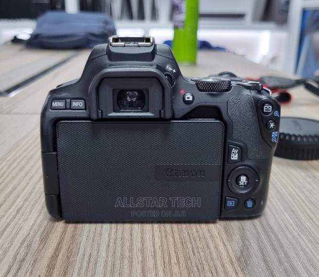 Canon EOS 250D DSLR Camera With 18-55mm Lens (Black) - thumbnail 6