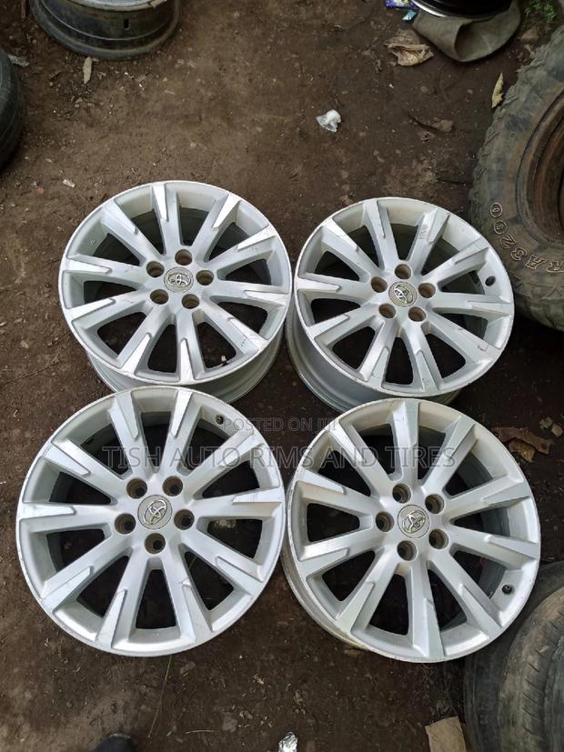 Toyota Vanguard 18 Inch Rims Set