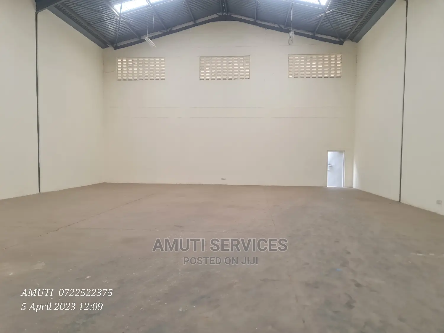 Embakasi: 6500sqft Godown