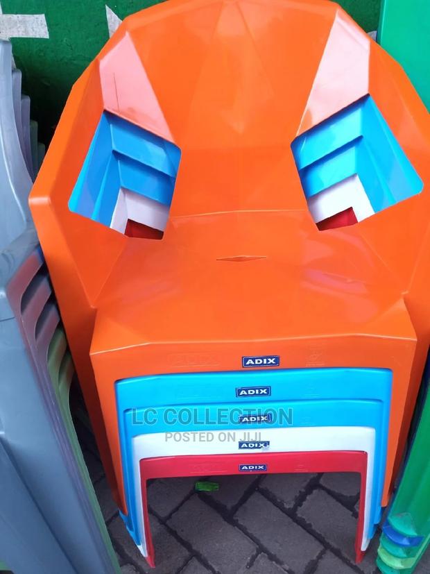 Diamonds Diamondshaped Plastic Chairs - main view