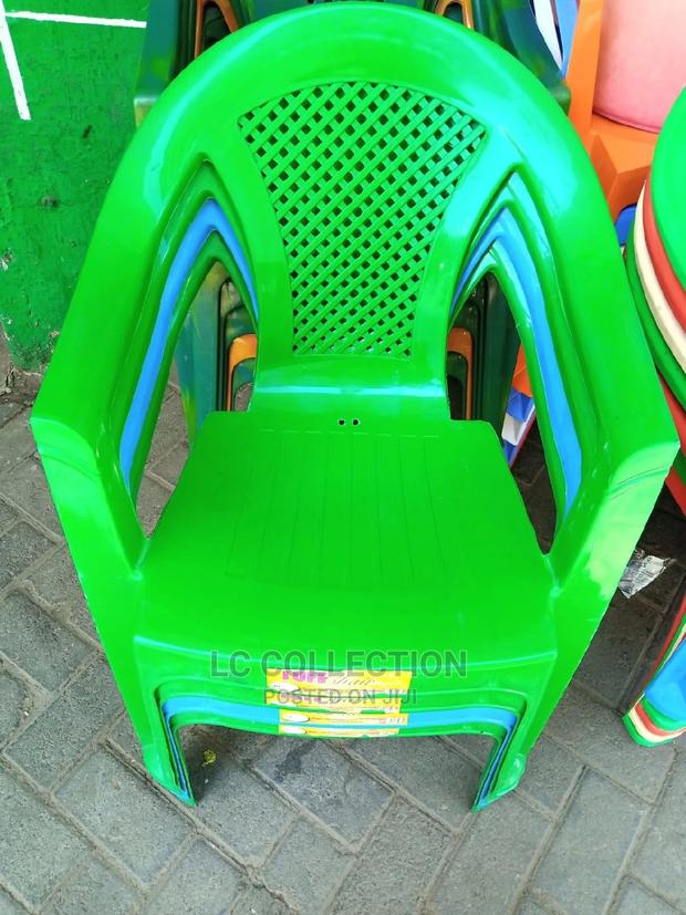 Plastic Chair - thumbnail 3