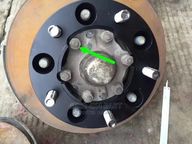 BORA 100 Series Toyota Land Cruiser LX470 Hub Centric 5x150