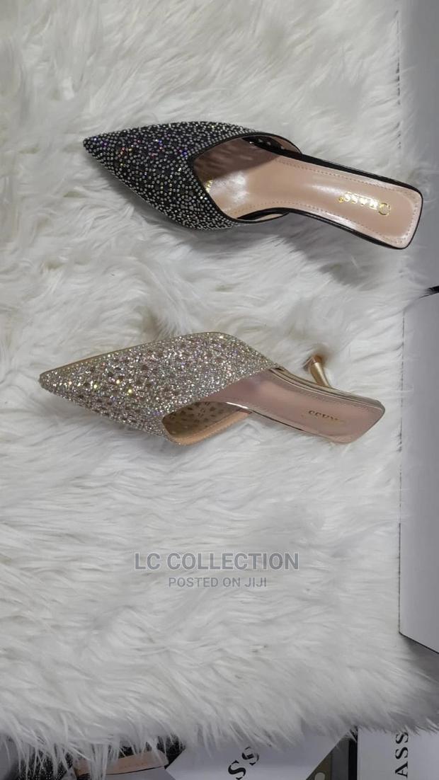 Open Shoes - thumbnail 4
