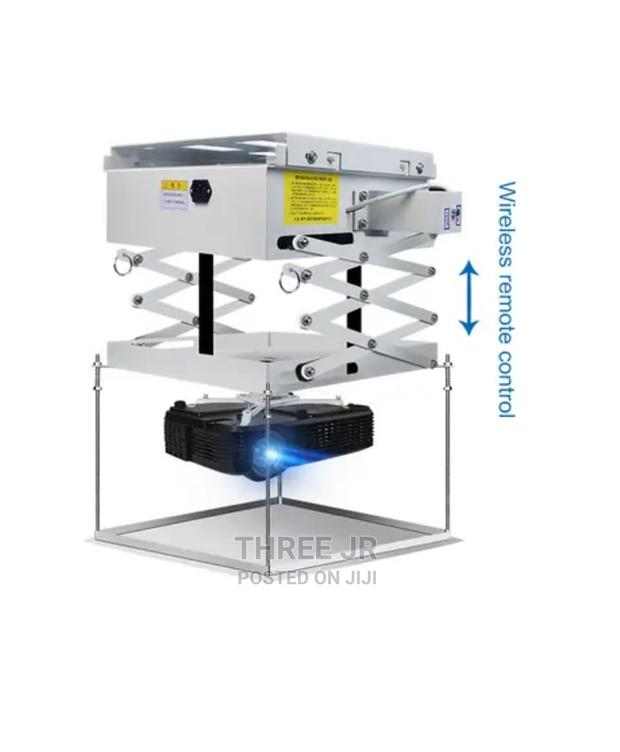 Easy to Use Projector Lift - thumbnail 2