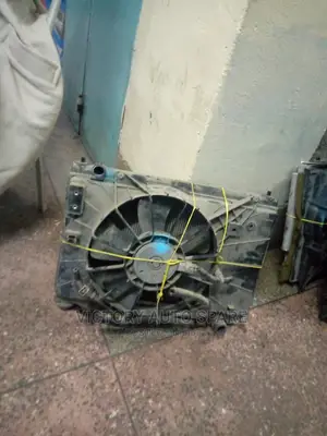 Daihatsu Mira Radiator