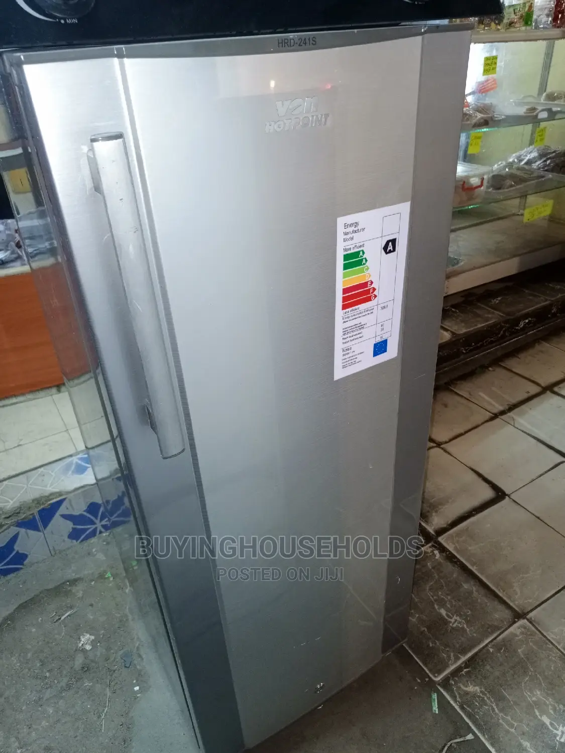 Von Hotpoint 220L Fridge