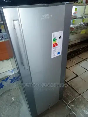 Von Hotpoint 220L Fridge