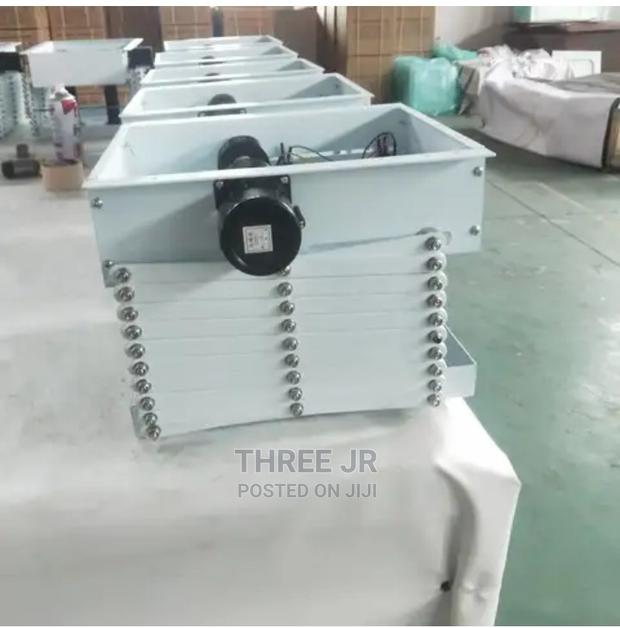 This Projector Lift Is Suitable for Various Projectors - thumbnail 2