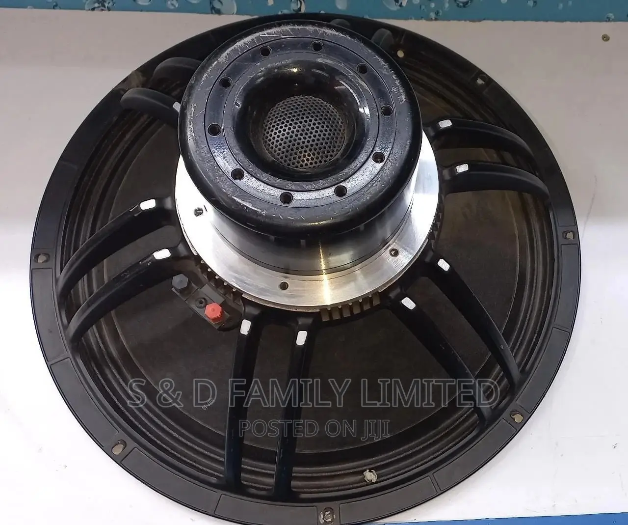 Ex-Uk Bass Speaker