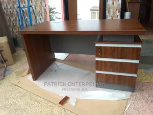 Imported Executive Office Desk 1.4 Mtrs