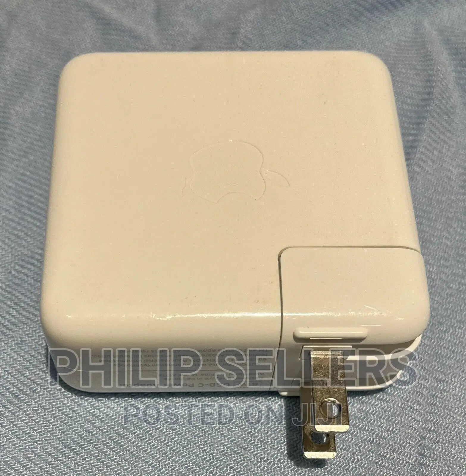 Apple 61W USB-C Power Adapter A1718