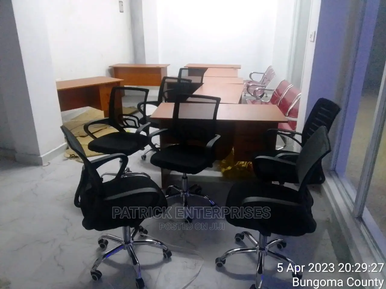 Imported Morden Secretariat Mesh Chair