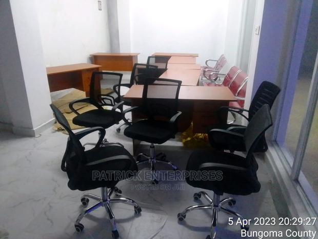 Imported Morden Secretariat Mesh Chair - main view