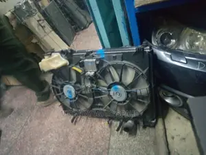 Crown 2012 Radiator Complete