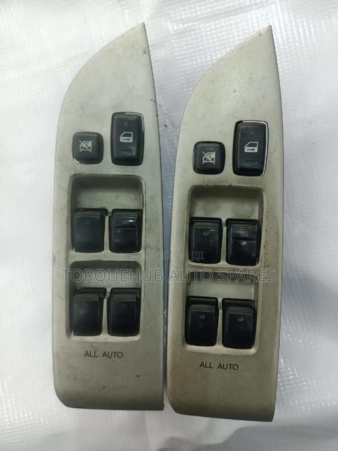 Harrier RX350 Main Door Switch