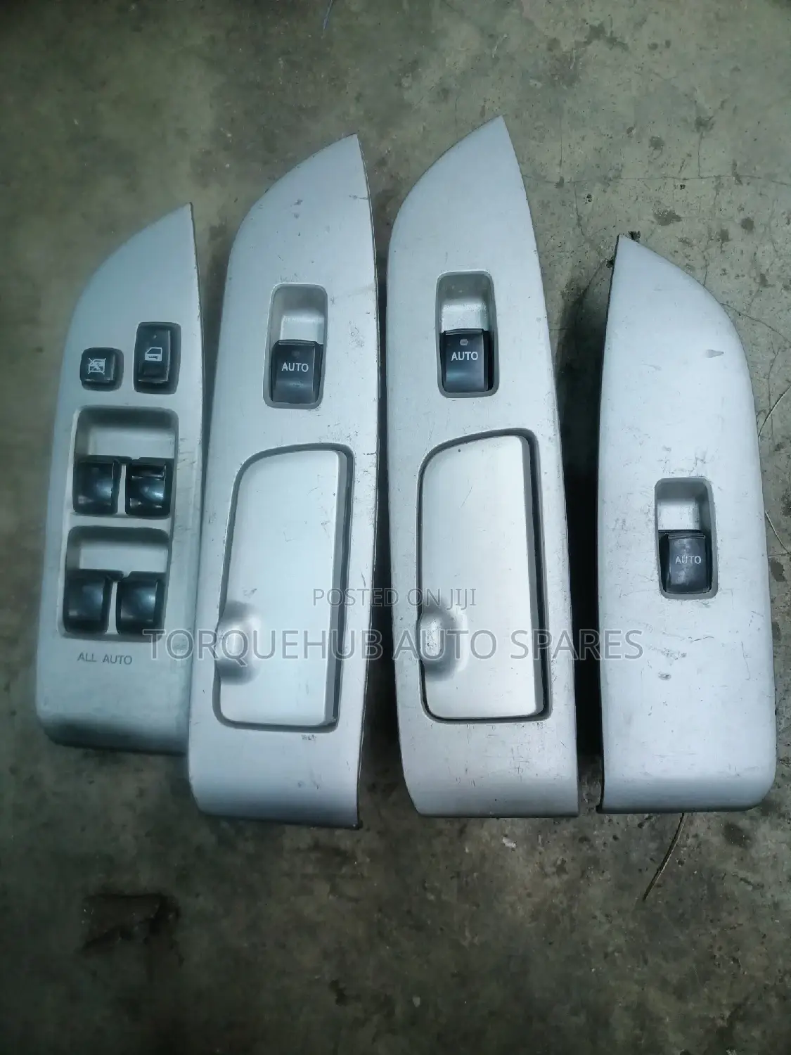 Harrier RX350 Main Door Switch