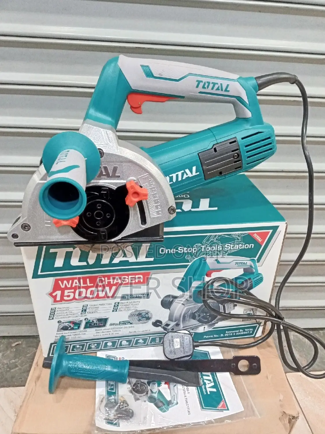 Total Wall Chaser