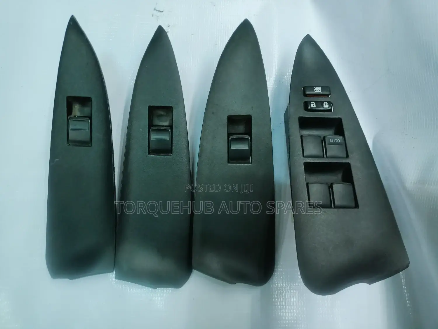 Toyota Vanguard Main Door Switch