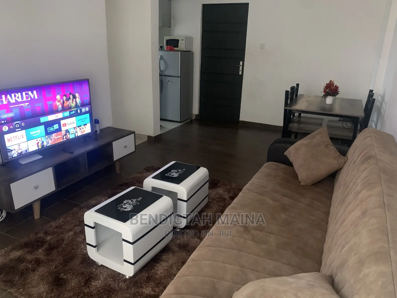 1 Bedroom Airbnb in Oasis Apartment