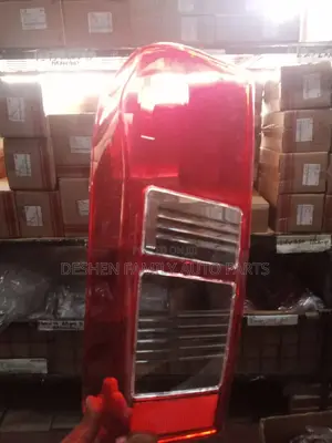 Dmax 2012 Tail Lens/ Back Lens