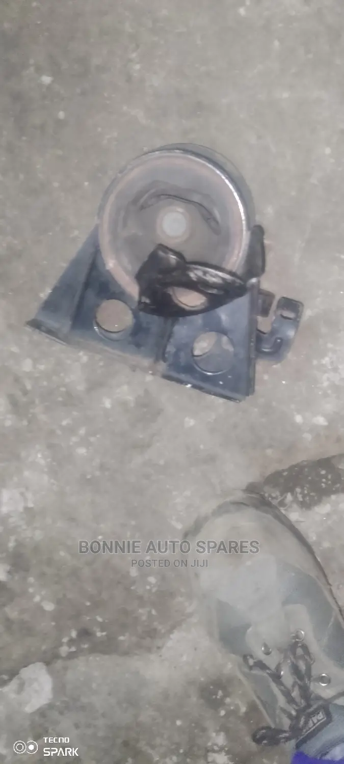 NT30 Engine Mounting