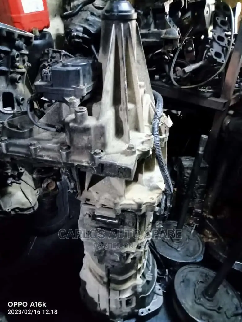 Gear Box Nissan Navara (YD25)