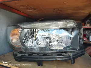 Subaru Forester SG9 Headlight