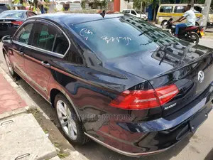 Volkswagen Passat 2017 Gray