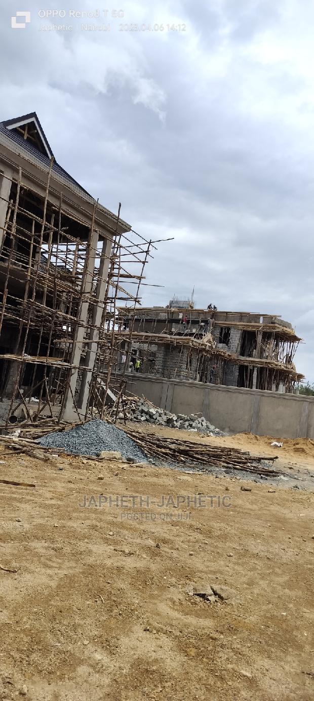 Ndarugo Machine Cut Stones, Strong Enough  - thumbnail 3