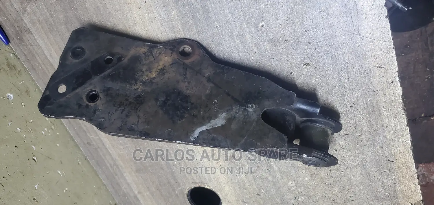 Lower Control Arm Isuzu Tougher