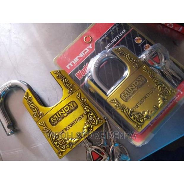 Original Mindy Padlock With Three Needle Keys - main view
