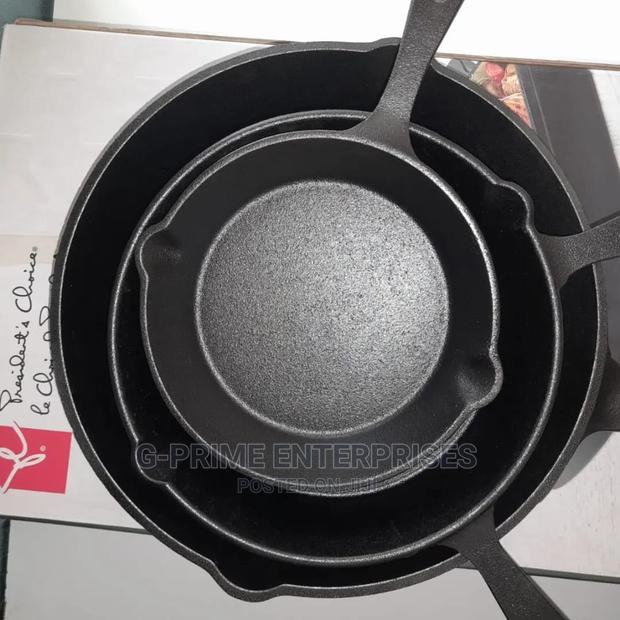 Cast Iron Skillet Set - thumbnail 3