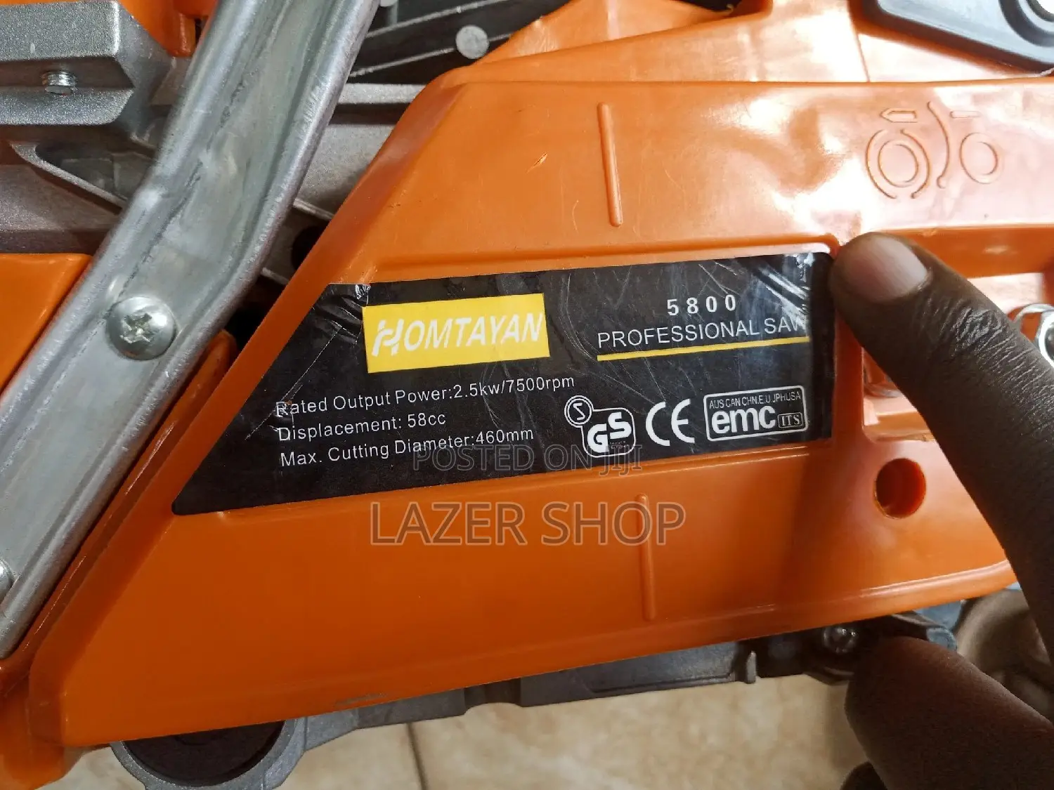 Gasoline Chainsaw, Lexi