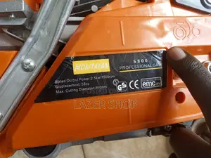 Gasoline Chainsaw, Lexi