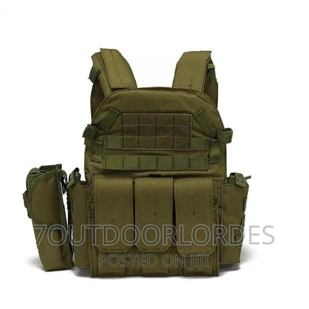 Tactical Vest, Plate Carrier - thumbnail 4