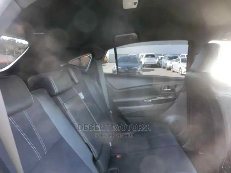 Toyota Harrier 2.0 2017 Black