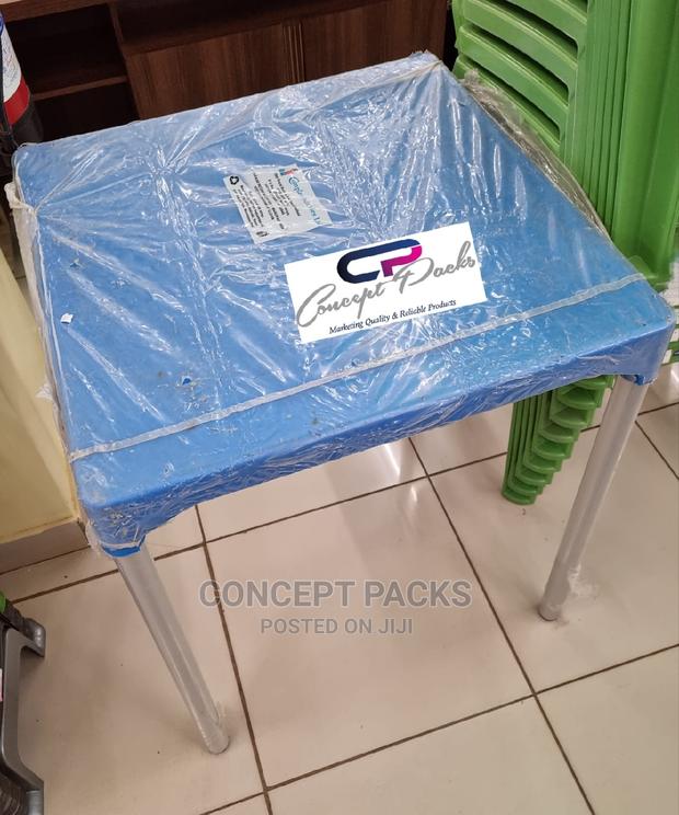 Offer! Strong Plastic Table With Metal Tubing Legs. - main view