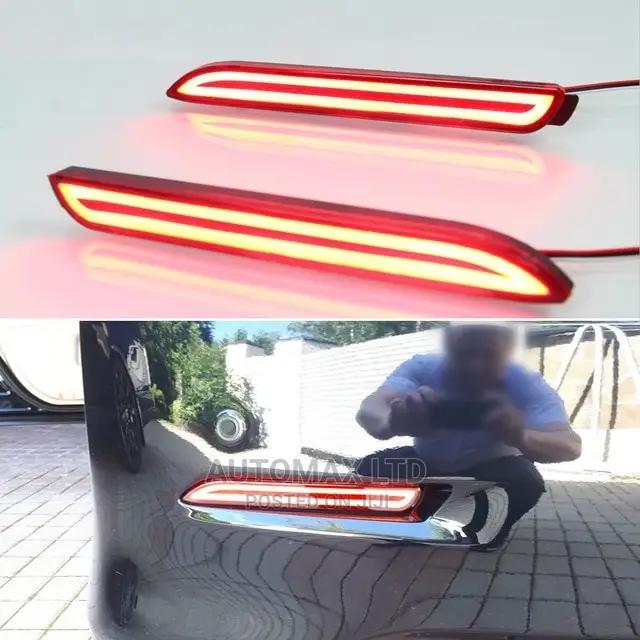 Toyota Rear Bumper Led Reflector With Parking/Breaks