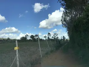 1 Acre Touching Tarmac Mua Hills