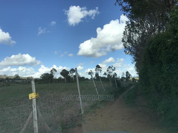 1 Acre Touching Tarmac Mua Hills - thumbnail 4