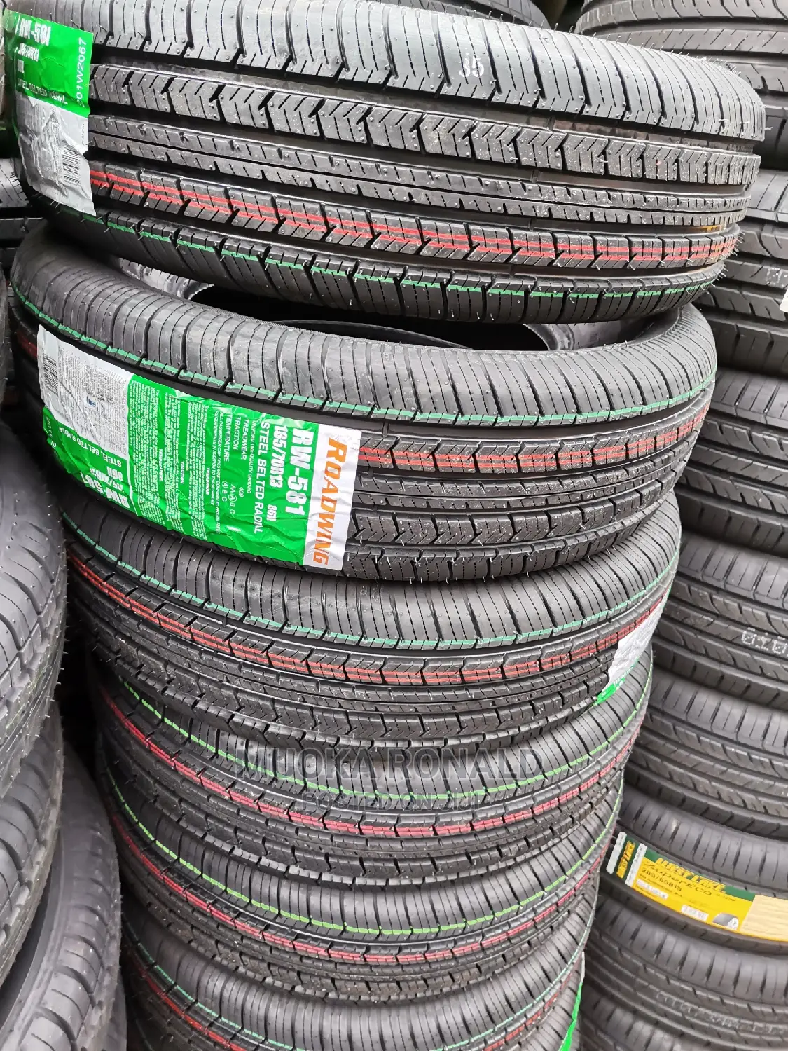 185/70r13 Roadwing Tyre