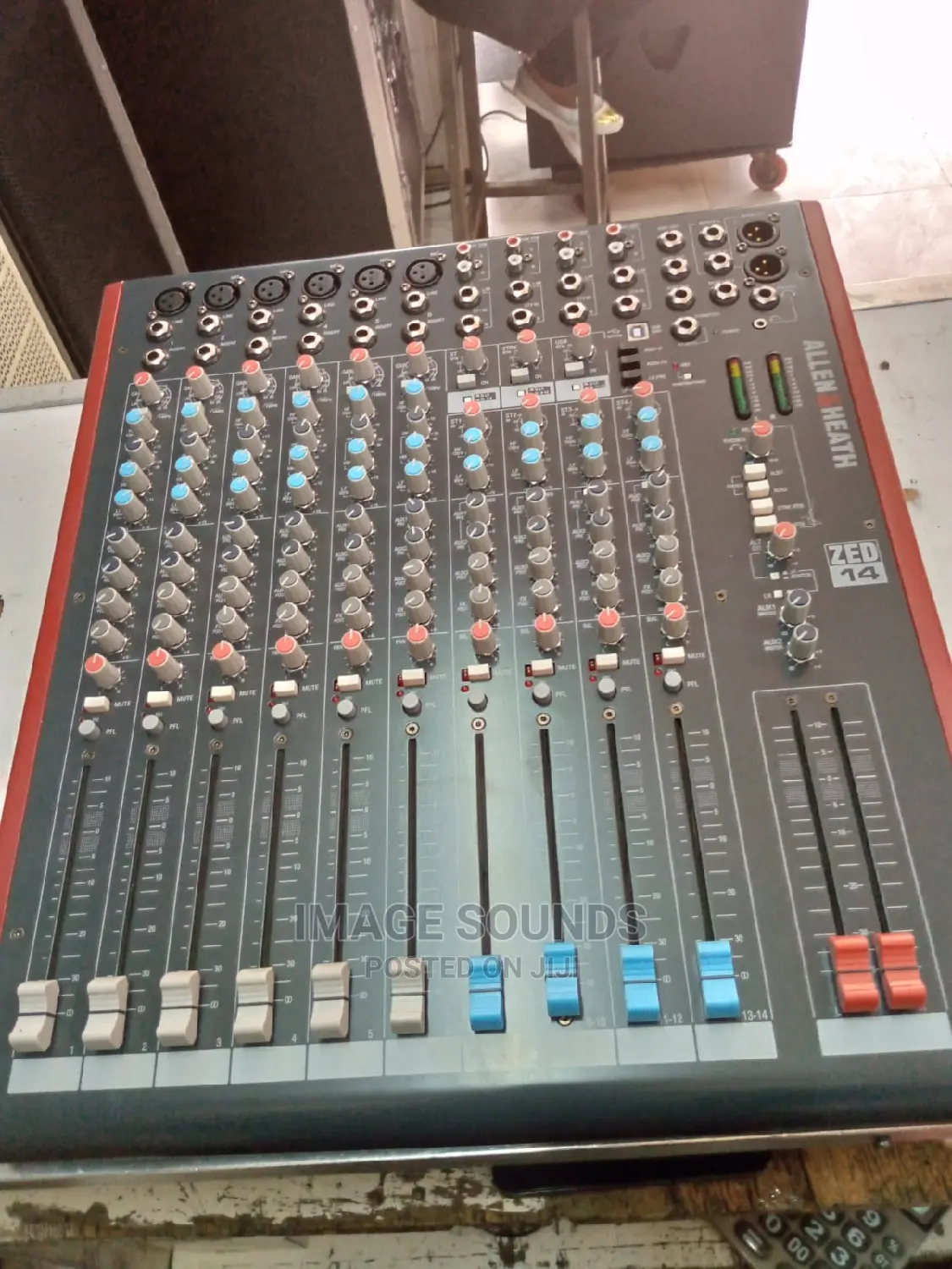 Plain Mixer 16channel ZED Allen and Heath