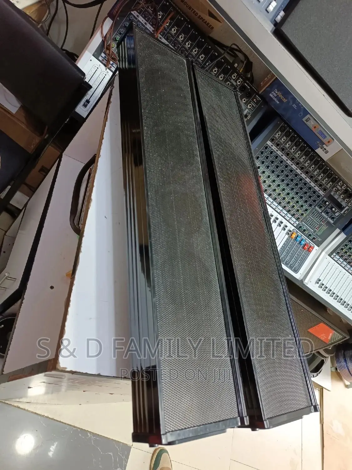 Ahuja Column Speakers