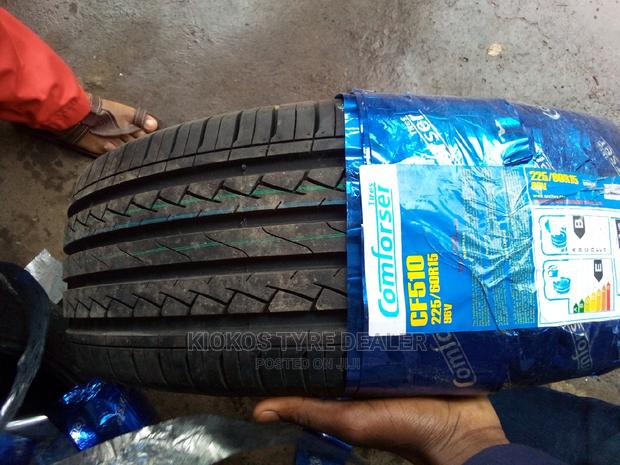 225/60r15 Comforser Tire - main view